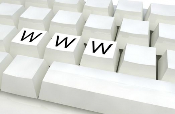 Începeți în 4 pași simpli un site web, afla pretul